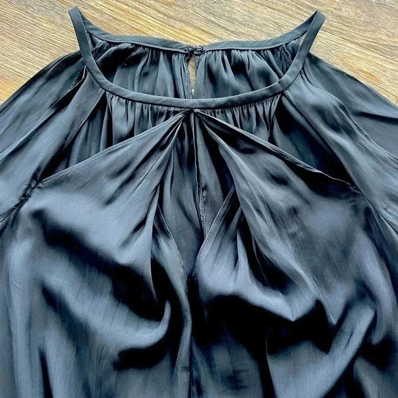 Ramy Brook cold shoulder top in black long sleeve… Size Medium - Picture 1 of 5